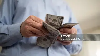 广州小额短期借款：急用钱？别让“套路贷”盯上你！ poster